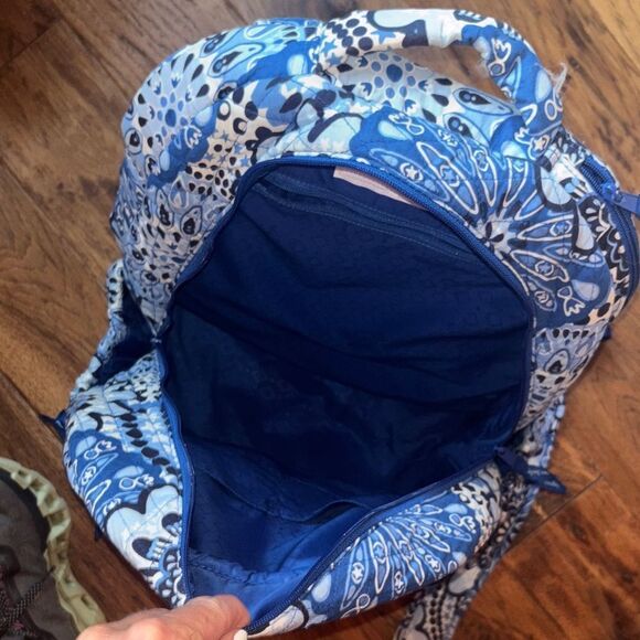 Vera Bradley Blue and White Floral Backpack - Picture 12 of 12